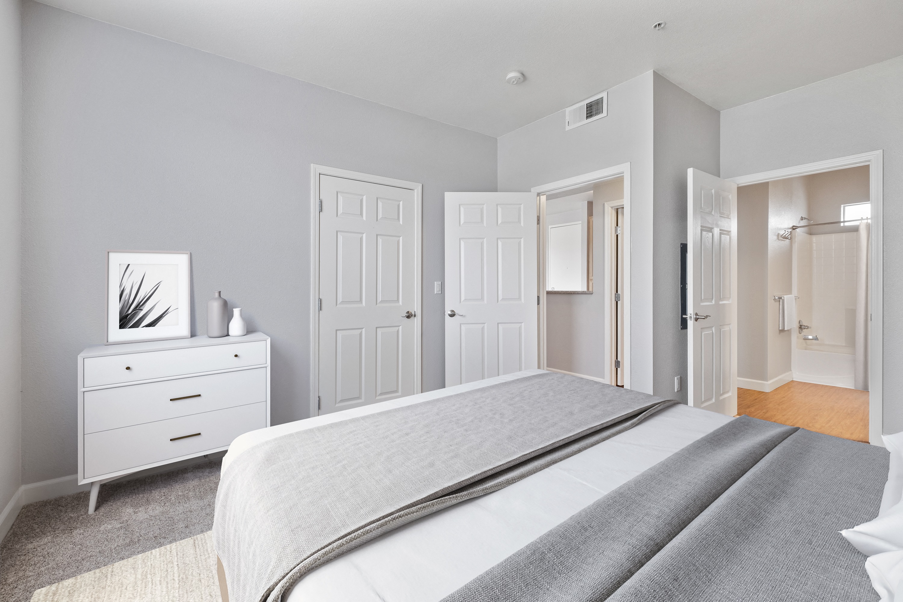 Theatre Square Apartments photo 2